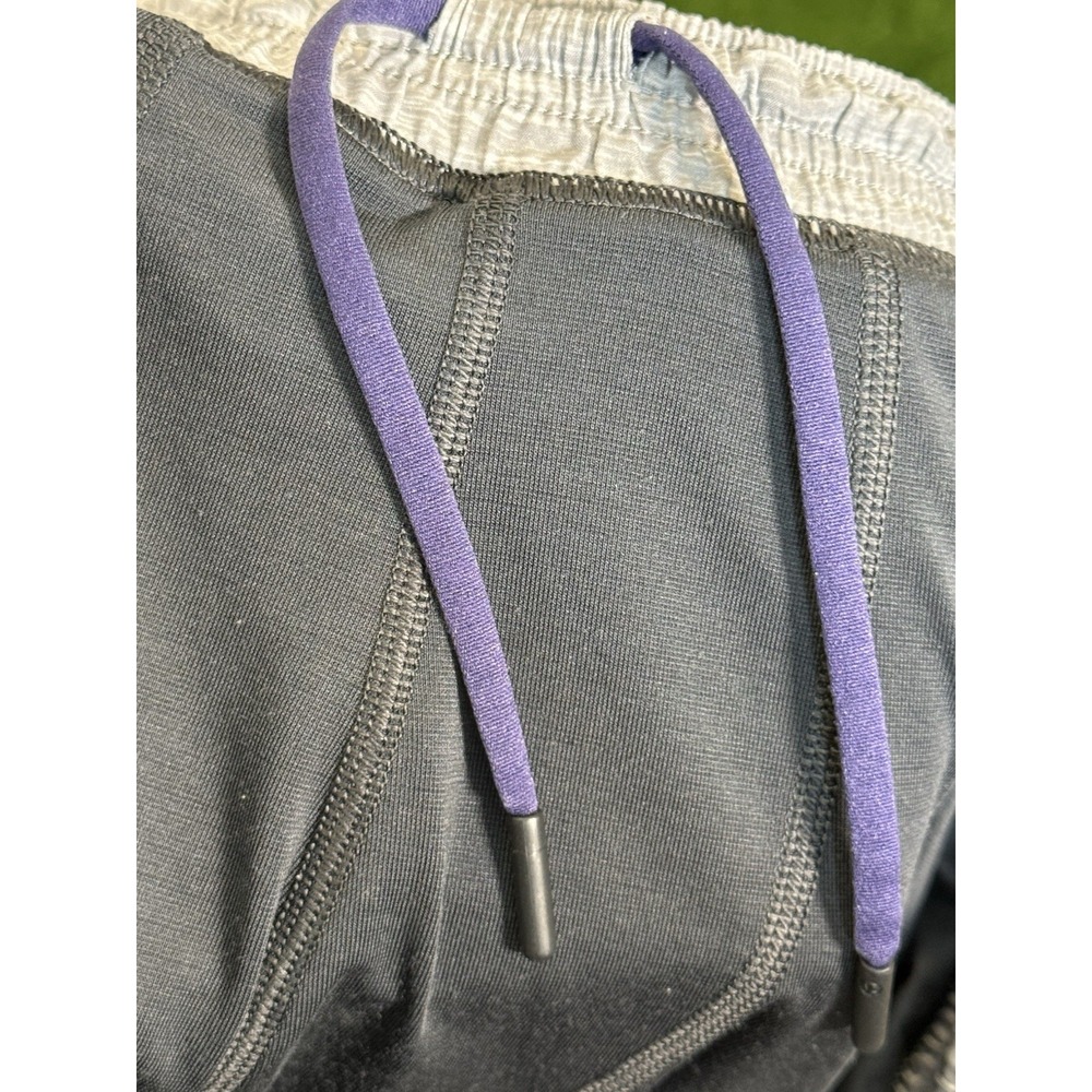 Lululemon Shorts Mens XXL Gray Lined 9" Running Drawstring Pockets Athleisure - Picture 4 of 10